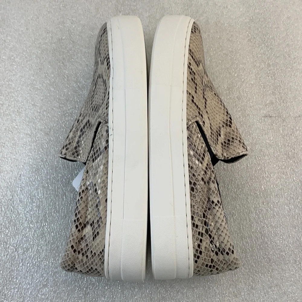 Bibi Faux Leather snakeskin Platform Sneakers Shoe Gray Size 8 NWT new